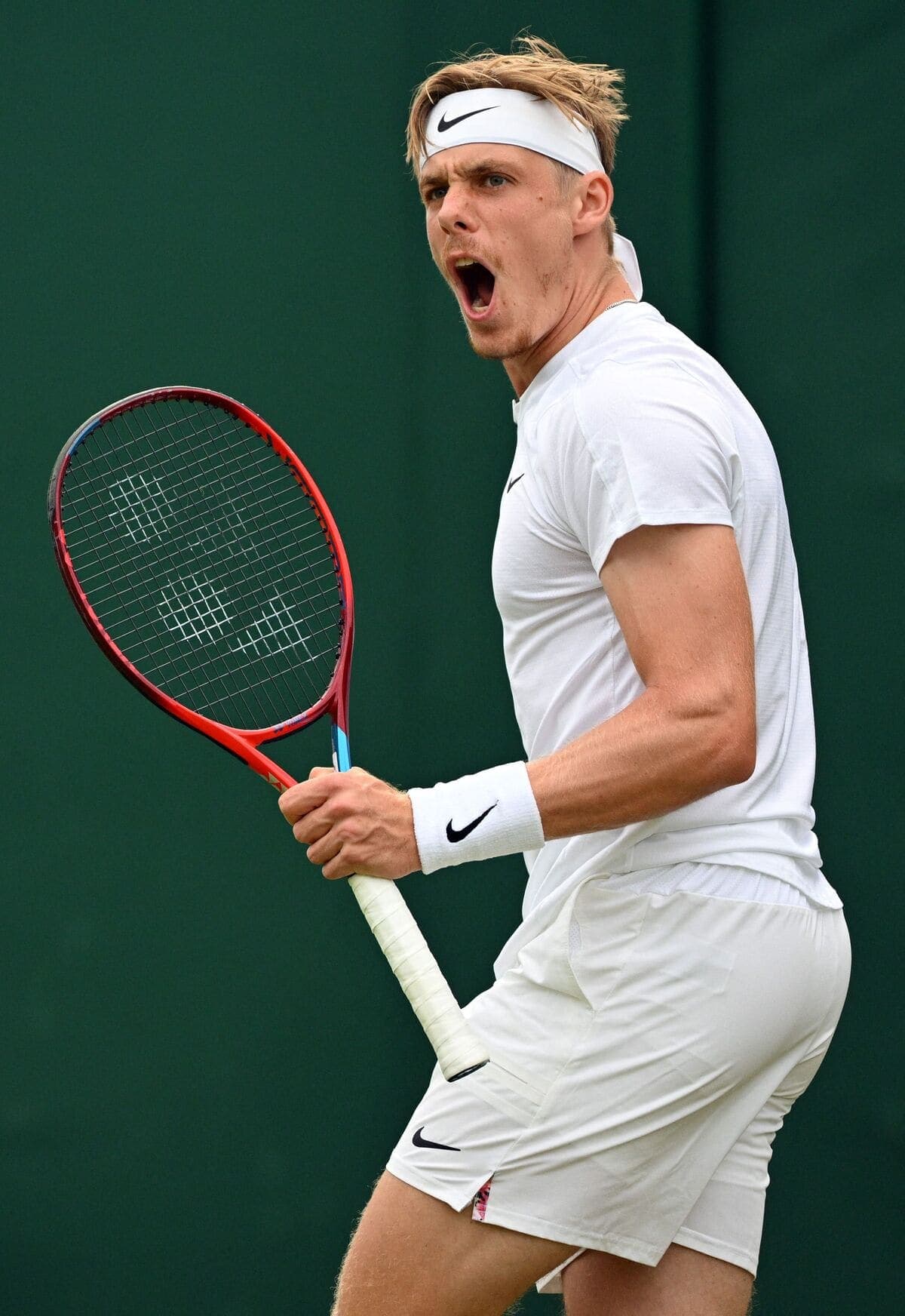 Denis Shapovalov a eu besoin de près de 3 h 30 min pour venir à bout du Français Arthur Rinderknech, mardi.