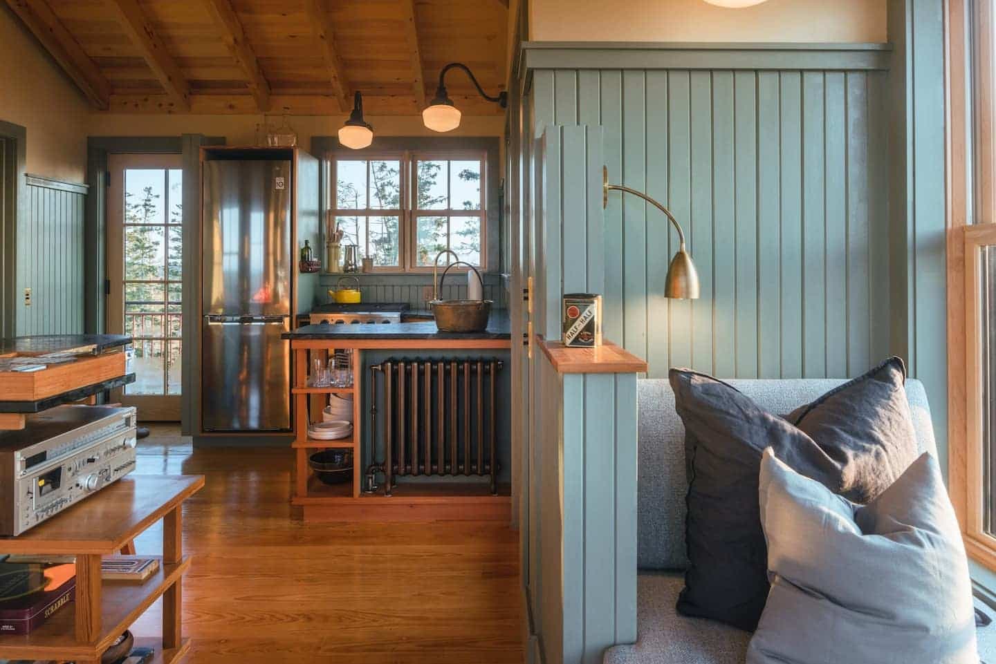 AIRBNB