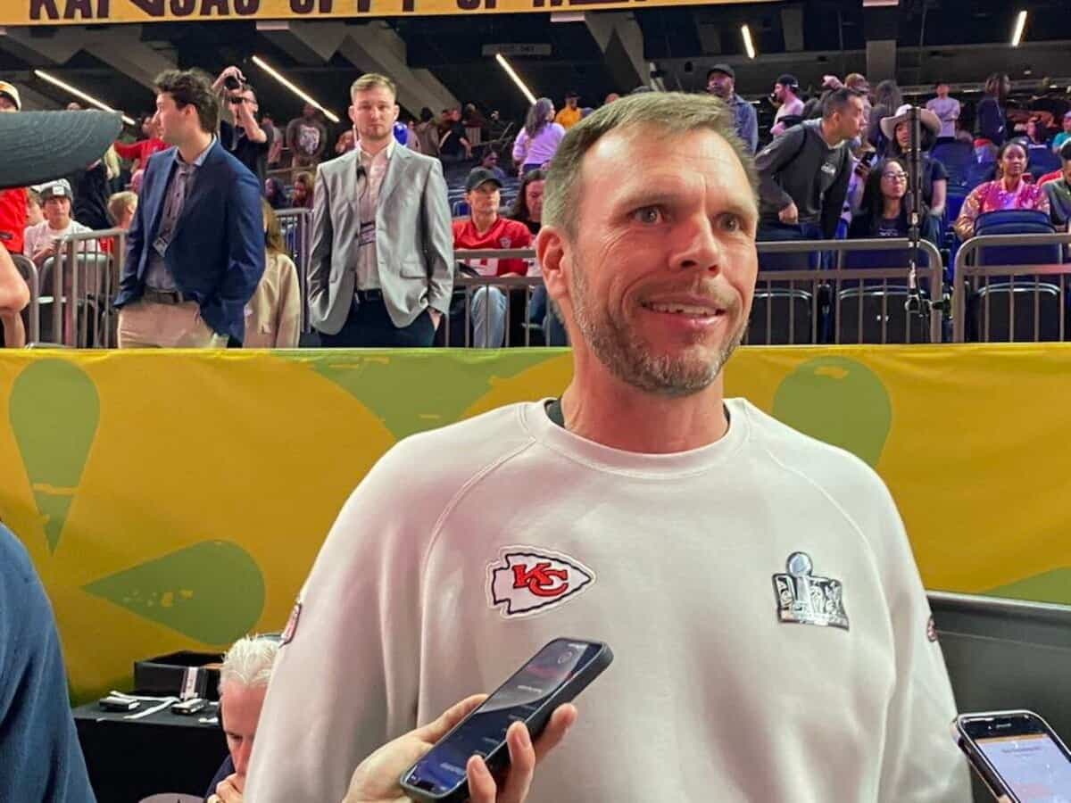 L’entraîneur des secondeurs des Chiefs, Brendan Daly, est revenu sur son parcours irréel des dernières années, qui lui a permis d’amasser six bagues de champion du Super Bowl.