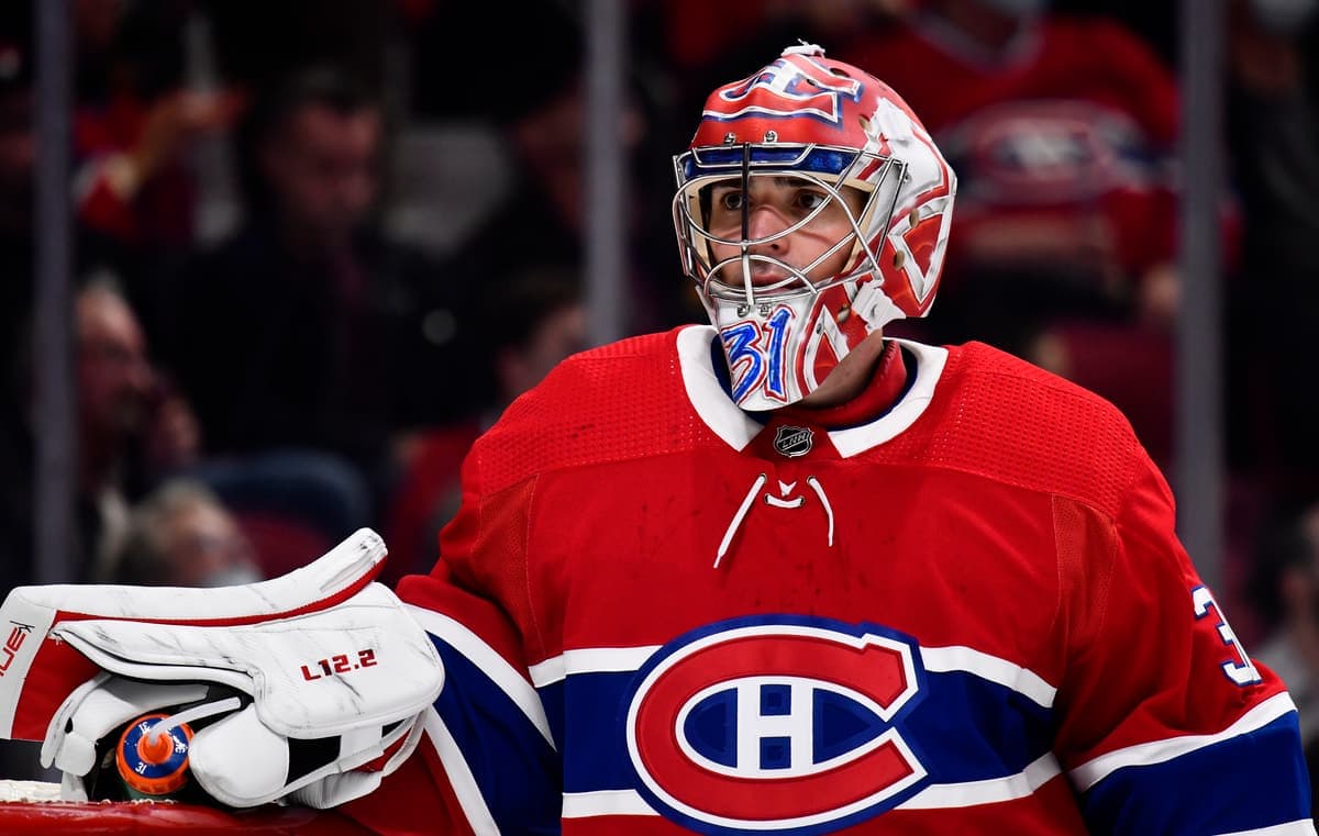 Carey Price lors de son retour à la compétition contre les Islanders de New York, en avril 2022, au Centre Bell. Le gardien du Canadien allait disputer quatre autres rencontres avant d'accrocher ses jambières.