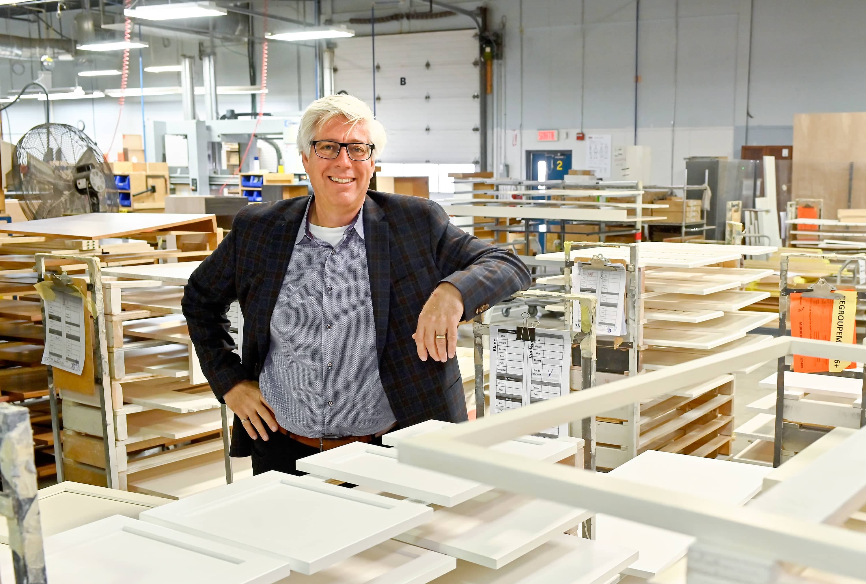 Malgré la crise sanitaire, le PDG de Cabico, Alain Ouzilleau, entreprend un virage numérique avec l’acquisition d’une nouvelle technologie automatisée à son usine de Coaticook, dans les Cantons-de-l’Est.