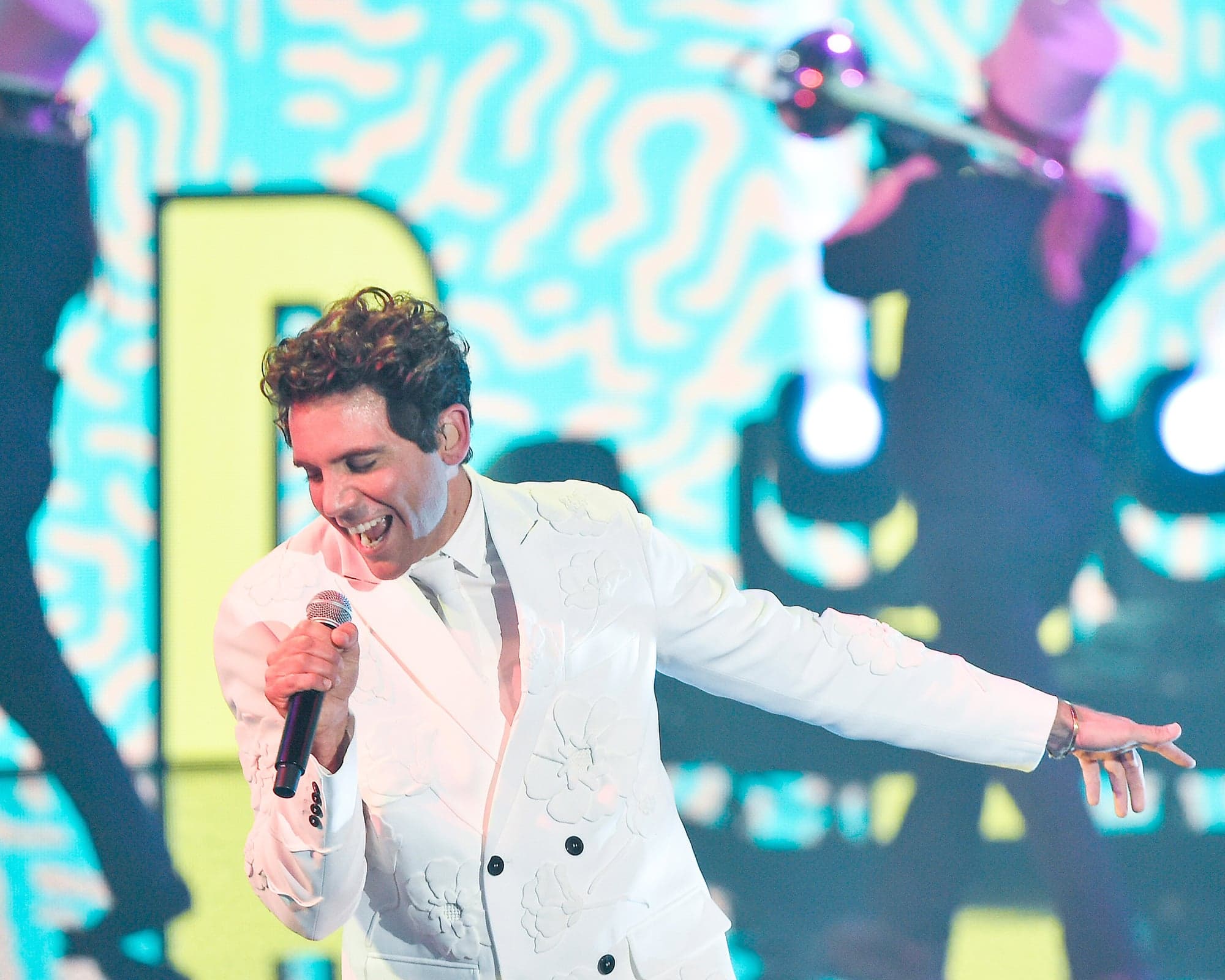 Un an après sa participation à Star Académie comme directeur artistique, le chanteur Mika sera en vedette le 7 avril, aussi au Centre Vidéotron.