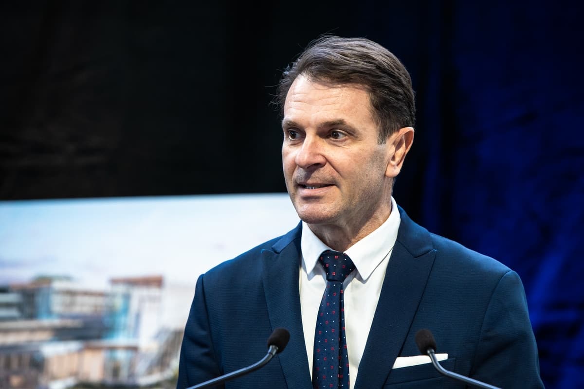 Le ministre des Transports, François Bonnardel