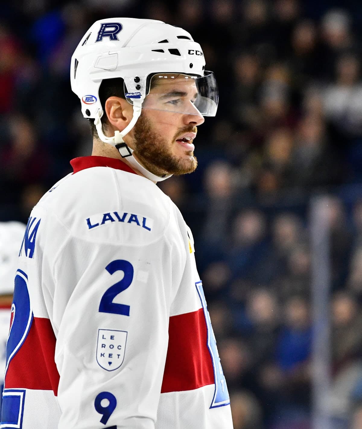 Éric Gélinas, dans l'uniforme du Rocket de Laval, en décembre 2017.