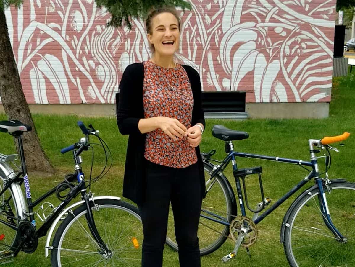 Magali Bebronne, chargée de programme chez Vélo Québec, estime qu’il est possible de s’initier au vélo d’hiver avec quelques modifications mineures sans pour autant vider son portefeuille. CAPTURE D'ÉCRAN CAMILLE LALANCETTE/24 HEURES/AGENCE QMI