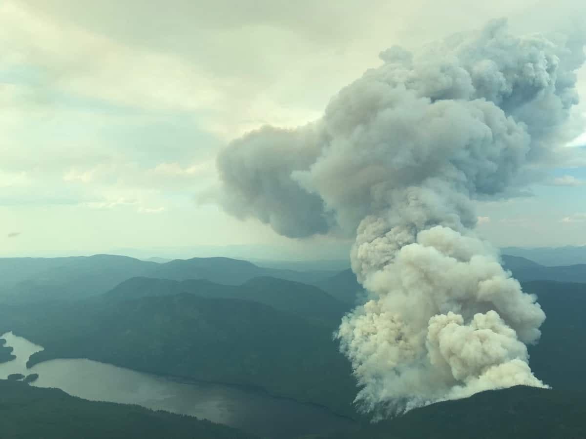 De multiples incendies ont éclaté en Colombie-Britannique après le dôme de chaleur qui a établi de nouveaux records de température, à la fin du mois de juin 2021.