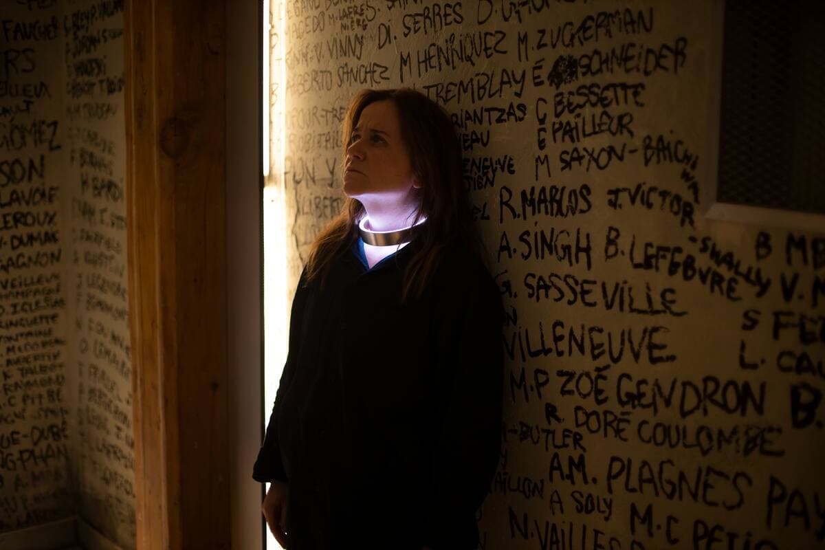 Brigitte Lafleur incarne l'une des prisonnières de la série «Piégés», diffusée à addikTV.