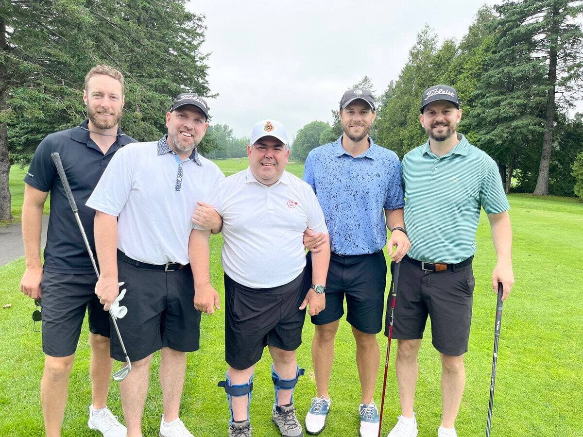 Julien Proulx, Matthieu Blouin, Patrick Rhéaume, Charles Côté et Christophe Sylvain au Duc de Kent, au Royal Québec