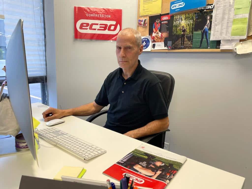 Le PDG de la PME de Laval EC3D Sports, Danny Ayoub, se préparait depuis des semaines pour mousser les ventes de son 16e anniversaire avant la panne mondiale.