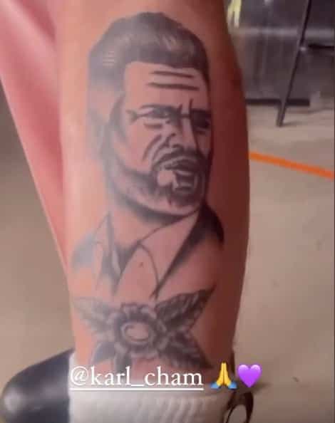 Le tatouage de Darren a été fait par l'artiste Karl Chamberland.